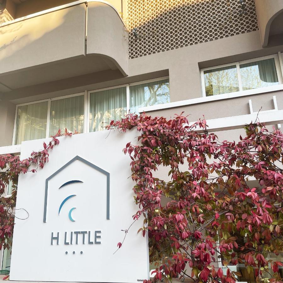 Hotel Little Rimini Exteriör bild